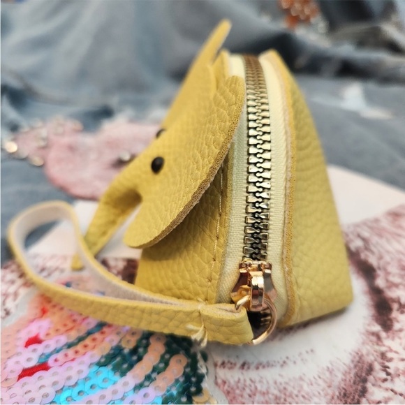 Yellow Elephant Wristlet EUC - Picture 5 of 6